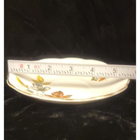 Vintage Royal Dover Bone China Teacup and Saucer Set - Picture 5 of 16